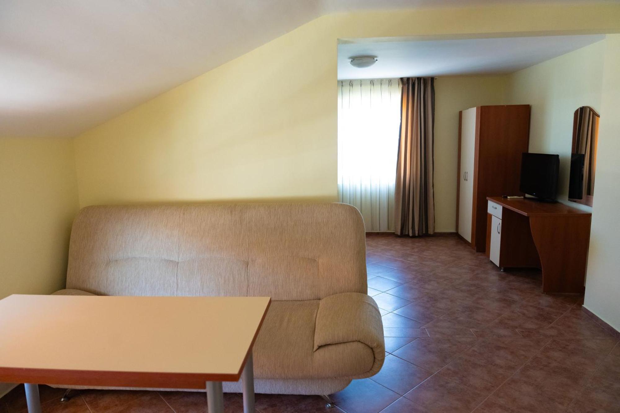 Hotel Zlatna Ribka Chernomorets Exterior foto