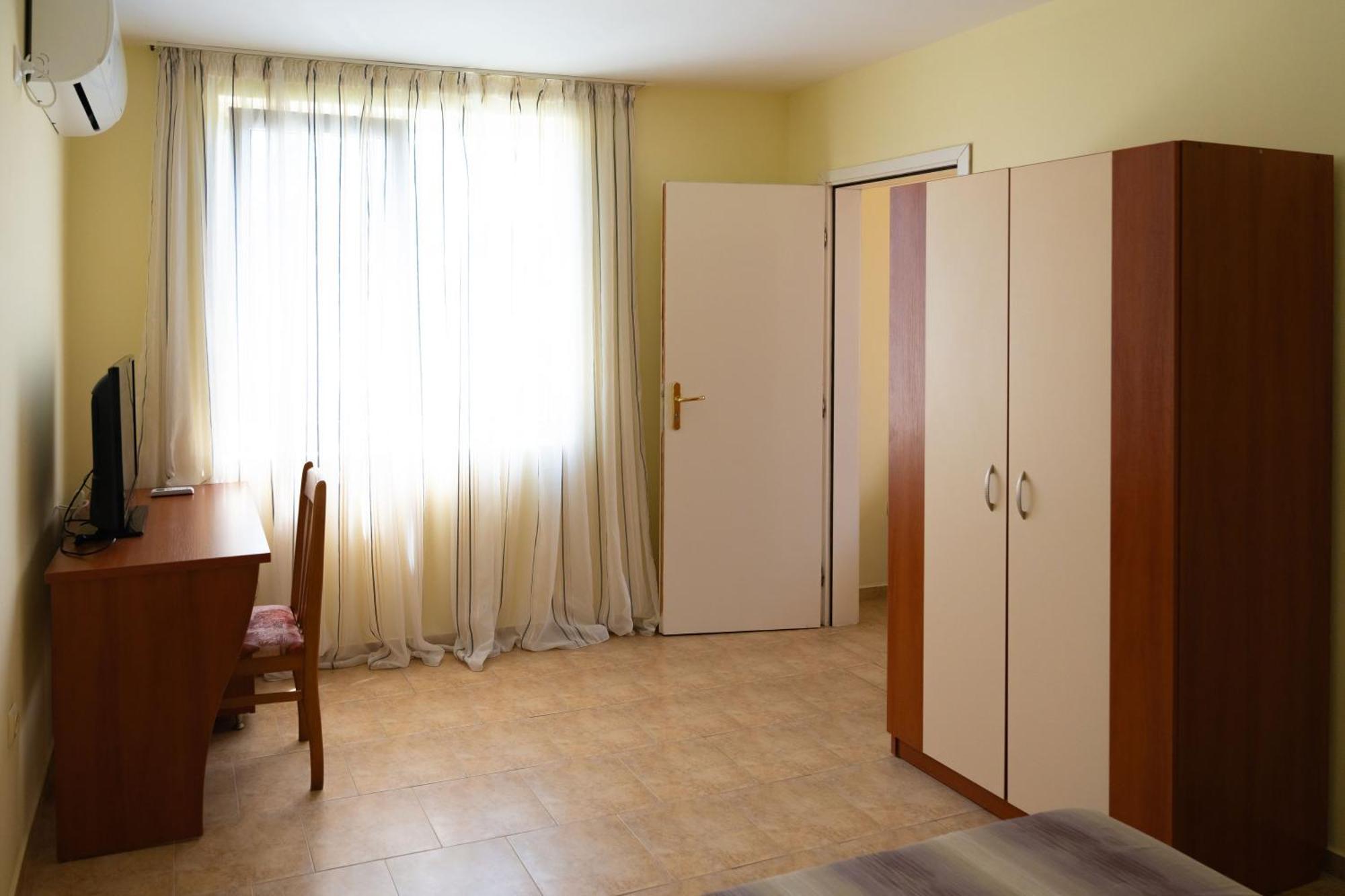Hotel Zlatna Ribka Chernomorets Exterior foto