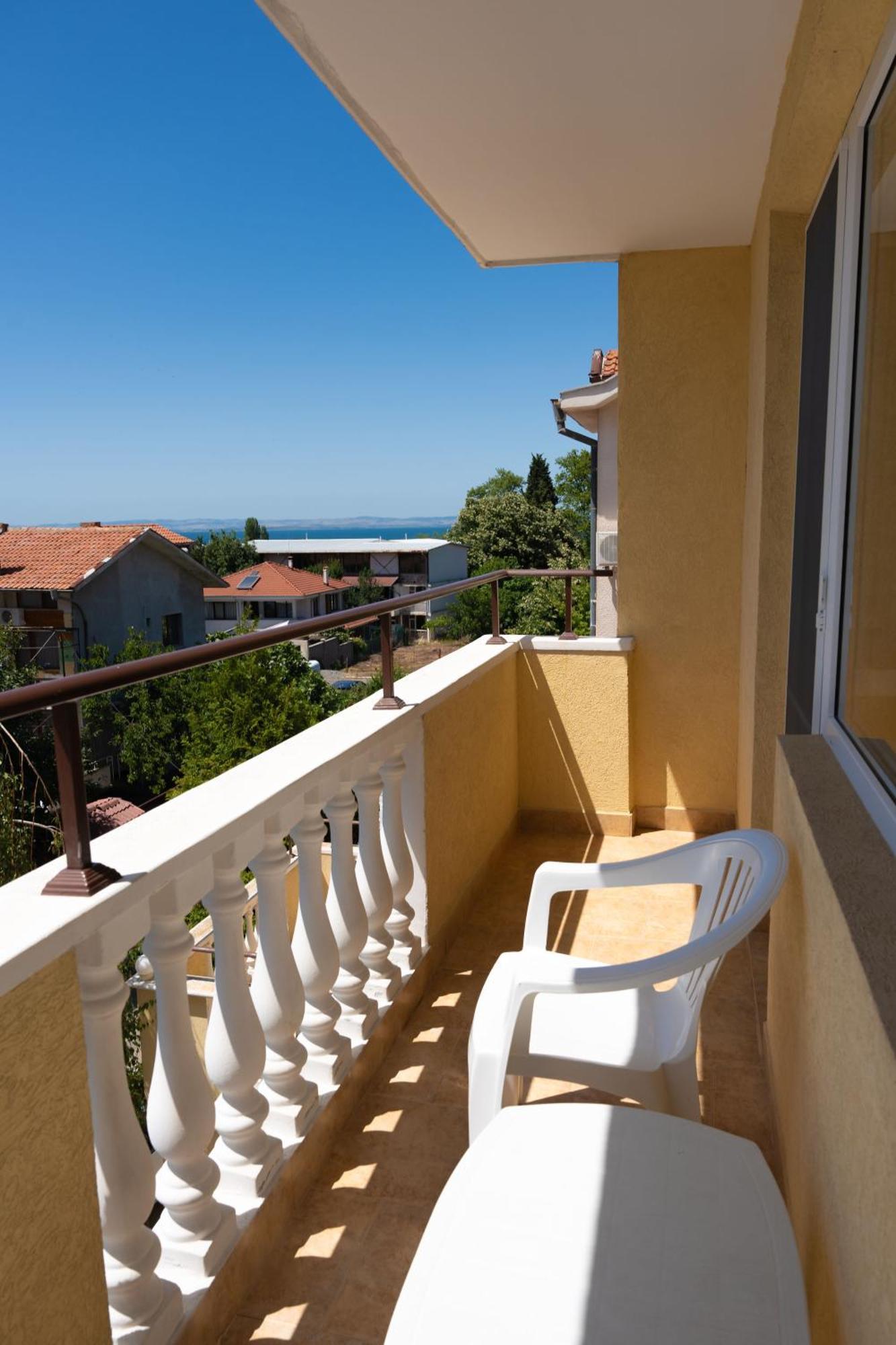 Hotel Zlatna Ribka Chernomorets Exterior foto